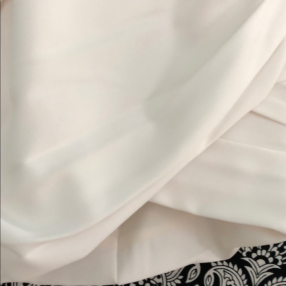 BCBG MAXAZRIA STRAPLESS IVORY PLEATED DRESS - Picture 3 of 8